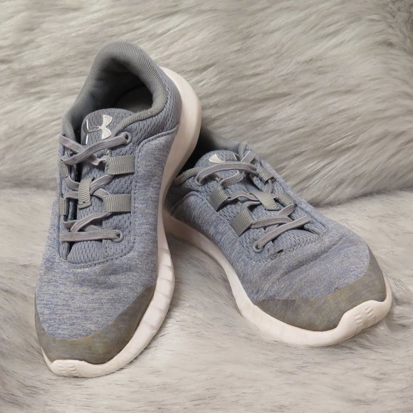 UNDER ARMOUR - Girls Moto Slip on grey runners - Picture 3 of 9